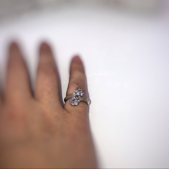 14K Tanzanite Flower Ring Size 7 Purple - Picture 5 of 8